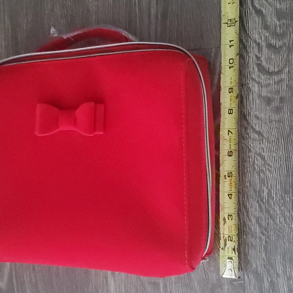 ❤️ Estee Lauder Large Makeup Cosmetic Bag TRAIN CASE Red Velvet Bow - Brand New - Picture 7 of 9